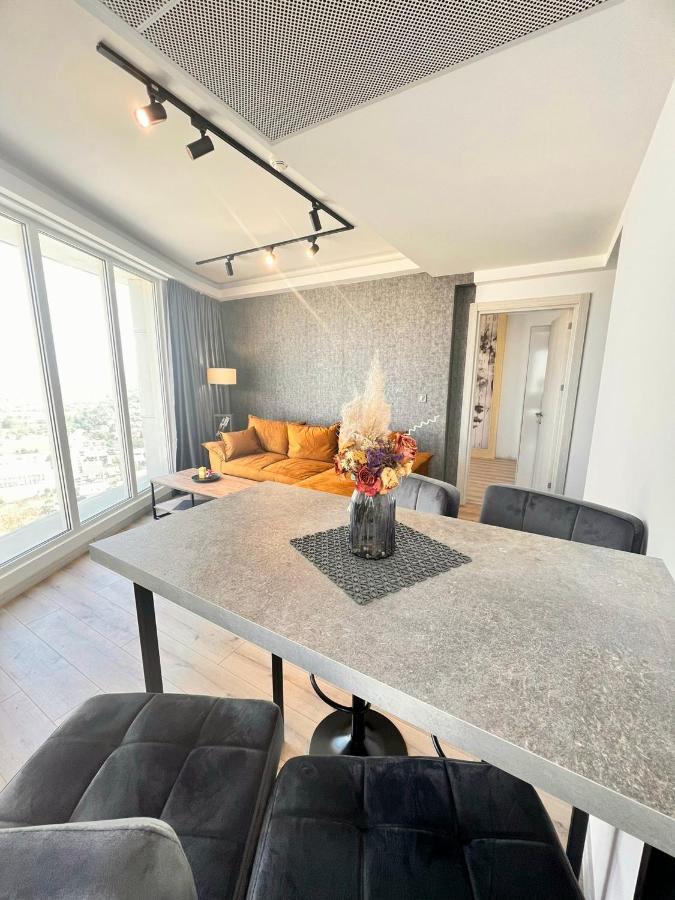Alfred Sky Smart Apartment 29Th Spa Included Skopje Eksteriør bilde