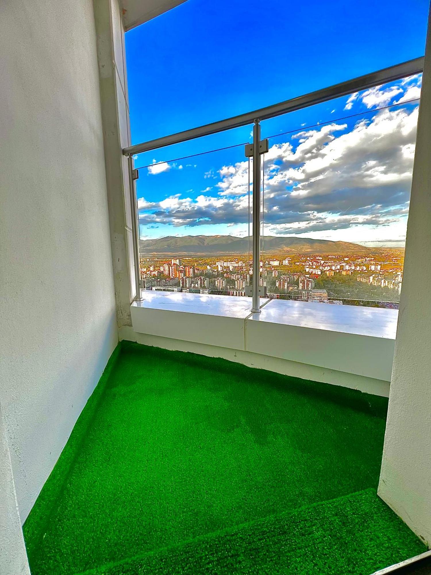 Alfred Sky Smart Apartment 29Th Spa Included Skopje Eksteriør bilde